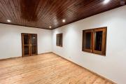 Vente d'une maison F4 &agrave; Anosy Avaratra ( CONATCT LALAINA 034 08 583 76 )