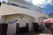 Vente d'une maison en bord de route à Ambohimanarina