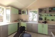 A louer villa F4 meubl&eacute;e &eacute;quip&eacute;e dans la r&eacute;sidence Panoramique Ambatobe-Antananarivo - cuisine