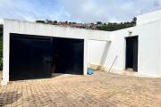 Une villa F6 avec piscine &agrave; Ambatobe