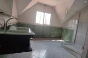 A louer spacieuse villa F7 sur un grand terrain de 856 m2 sise à Ambatoroka- Antananarivo