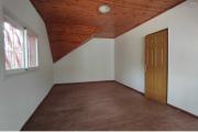 A louer spacieuse villa F7 sur un grand terrain de 856 m2 sise à Ambatoroka- Antananarivo