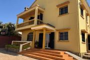 Vente d'un maison F6 &agrave; Ambohibao Antehiroka
