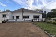 A vendre, grande villa F6 sur 1000 m2 de terrain dans le quartier résidentiel d'Anosy Avaratra- Antananarivo