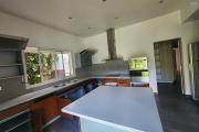 &Agrave; LOUER - Villa de standing F6 avec piscine &agrave; Ambohibao. (LOUE)