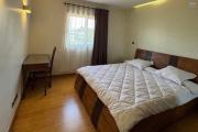 Un appartement T4 meubl&eacute; dans une r&eacute;sidence s&eacute;curis&eacute;e &agrave; Analamahitsy