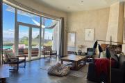 Une villa F7 avec piscine &agrave; d&eacute;bordement sur la hauteur d'Ambatobe