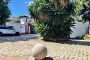 Une villa F7 avec piscine &agrave; d&eacute;bordement sur la hauteur d'Ambatobe