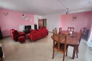 A LOUER - Superbe Duplex meubl&eacute; et &eacute;quip&eacute; T4 &agrave; Amboavahy Andranomena.