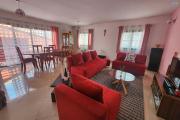 A LOUER - Superbe Duplex meubl&eacute; et &eacute;quip&eacute; T4 &agrave; Amboavahy Andranomena.