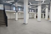 A LOUER - local moderne &agrave; usage professionnel de 400 m2 situ&eacute; &agrave; Andraharo
