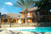 Une villa F6 de prestige meubl&eacute;e et &eacute;quip&eacute;e avec piscine &agrave; Androhibe ( lalaina@ofim.mg)