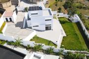 Vente d'une villa F4 neuve d'architecture moderne sur un terrain de 1 259 m2 &agrave; Ilafy Antsapandrano