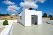 Vente d'une villa F4 neuve d'architecture moderne sur un terrain de 1 259 m2 &agrave; Ilafy Antsapandrano