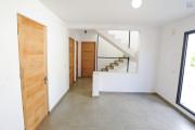 Vente d'une villa F4 neuve d'architecture moderne sur un terrain de 1 259 m2 &agrave; Ilafy Antsapandrano