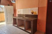 A louer un appartement en duplex de type T3 à Mandrosoa Ivato