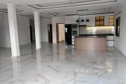 Trois grands appartements T5 neufs et lumineux à Mahazoarivo