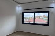 Trois grands appartements T5 neufs et lumineux à Mahazoarivo