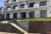 &Agrave; louer &ndash; Ensemble de 3 appartements (RDC + 1er &eacute;tage) &ndash; Analamahitsy Park - Facade devant