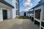 A louer superbe villa neuve de standing type F5 avec piscine à Mandrosoa Ivato