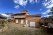 À louer Grande villa F7 semi-meublée avec studio à Soamananety Ambohidratrimo.