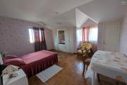 OFIM met en vente une magnifique villa &agrave; &eacute;tage type F6 avec vue panoramique sur le lac de Mamamba dans un cadre exceptionnel pour une vie de confort situ&eacute;e &agrave; Ambohibao proximit&eacute; de l'&eacute;cole primaire fran&ccedil;aise C et centre commercial LEADER PRICE