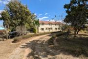 OFIM met en vente une magnifique villa &agrave; &eacute;tage type F6 avec vue panoramique sur le lac de Mamamba dans un cadre exceptionnel pour une vie de confort situ&eacute;e &agrave; Ambohibao proximit&eacute; de l'&eacute;cole primaire fran&ccedil;aise C et centre commercial LEADER PRICE