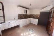 A louer un appartement T4 à Ambohibao