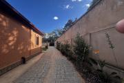 Grande villa F5 à vendre à Saropody Tanjombato