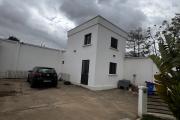 A vendre belle propriété avec un villa F3 et dépendance à Ampitatafika