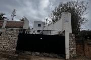 A vendre belle propriété avec un villa F3 et dépendance à Ampitatafika