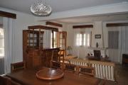 A louer villa F5 avec des meubles modernes située dans un quartier sécurisé et accessible à Andoharanofotsy (NON DISPONIBLE)