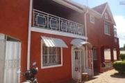 A louer une villa meublée à étage F6 située à Talatamaty proche centre commercial SHOPRITE