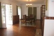 A louer une belle villa à étage F4 semi-meublée dans un quartier résidentiel à Ivandry (NON DISPONIBLE)