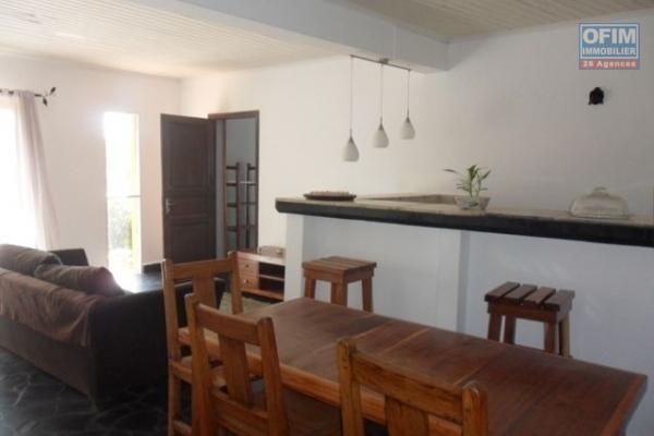 A louer un appartement T4 meublé à Mandrosoa Ivato Antananarivo