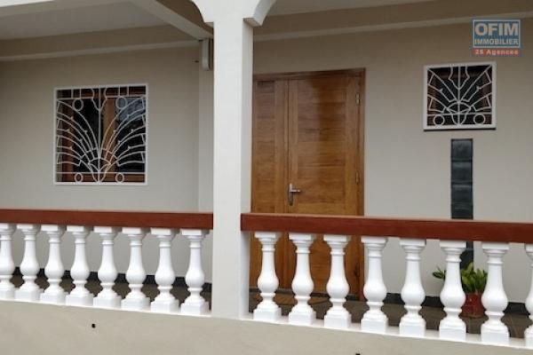 villa f4 à vendre à Ambatolampy tsimahafotsy. Contact Mr Jacky 0340244304