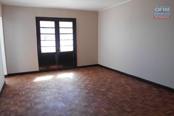 A louer un appartement T4 à Ankorondrano Antananarivo