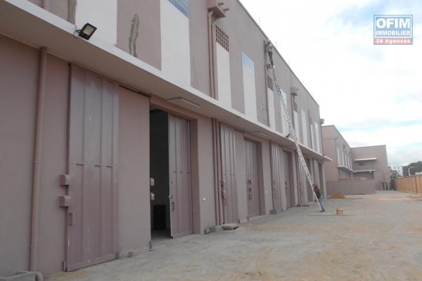 A louer 15 entrepôts de 500m2 à Anosizato Antananarivo
