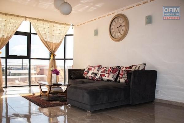 A louer un appartement meublé T4 dans un endroit facile d'accès à Ankadimbahoaka (NON DISPONIBLE)