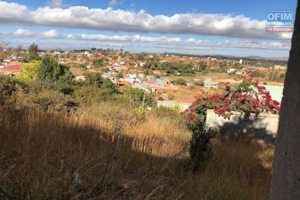 VENTE TERRAIN 874 m2 SUR AMBOHIDRATRIMO,