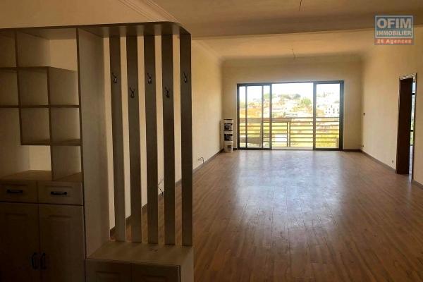 appartement T4 neuf - 153m2 - Talatamaty