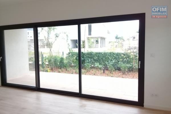 Location appartement T3 dans une résidence avec piscine neuve et sécurisé proche des commodités à Ankorondrano