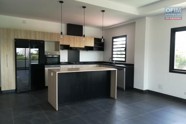 Des appartements neufs T4 avec piscine et salle de sport à Ivandry