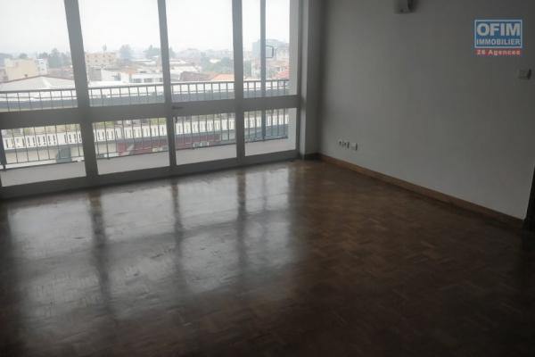 VENTE APPARTEMENT T4 sur ANALAKELY