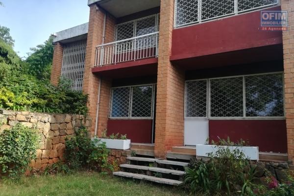 Une villa F5 dans un quartier très calme près du Mausolée
