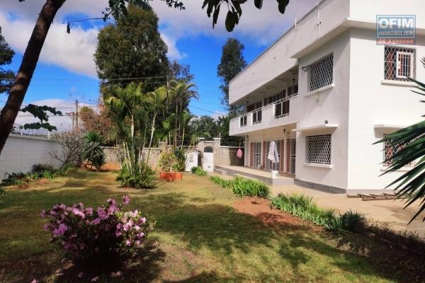 OFIM Immobilier offre en location une Villa F6 sur Ivandry