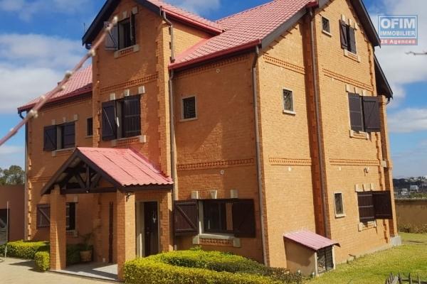 Une villa F6 de type traditionnelle F6 à Ilafy