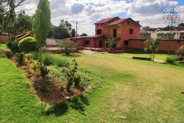 OFIM offre en location une maison F5 sur Analamahitsy avec dépendance gardien idéale pour habitation ou activités professionnelles