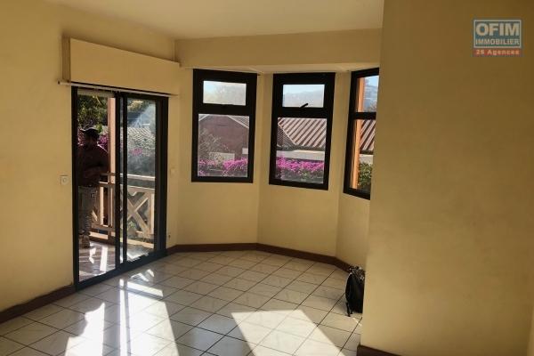 Un appartement T2 sécurisé à Ambatobe