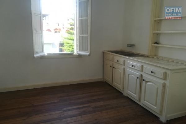 Un appartement T3 à 10mn du centre ville à Antsakaviro